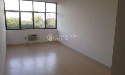 Sala comercial à venda na Rua Paulo Setúbal, 25, Passo da Areia, Porto Alegre, 23 m2 por R$ 350.000