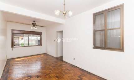 Apartamento com 3 quartos à venda na Avenida Benjamin Constant, 298, São João, Porto Alegre, 94 m2 por R$ 320.000