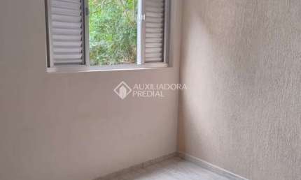 Apartamento com 2 quartos à venda na Rua Domênico Feoli, 375, Rubem Berta, Porto Alegre, 42 m2 por R$ 120.000