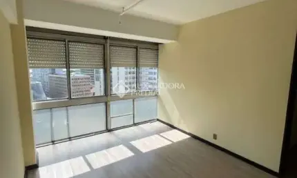 Sala comercial à venda na Rua Sete de Setembro, 1512, Centro Histórico, Porto Alegre, 58 m2 por R$ 197.000