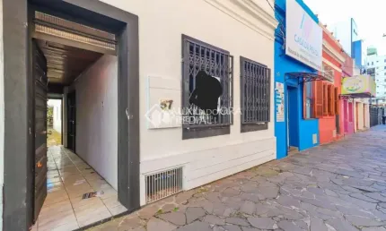 Casa com 3 quartos à venda na Praça Menino Deus, 57, Menino Deus, Porto Alegre, 200 m2 por R$ 800.000