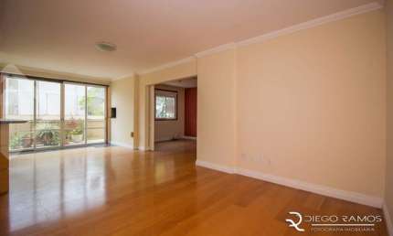 Apartamento com 3 quartos à venda na Rua Veríssimo Rosa, 757, Partenon, Porto Alegre, 151 m2 por R$ 790.000