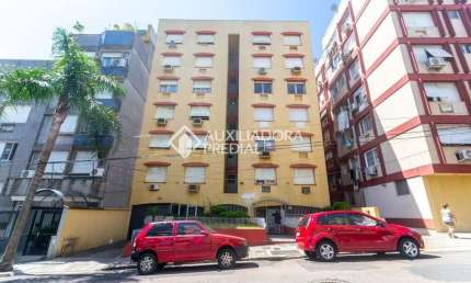 Apartamento com 2 quartos à venda na Rua Duque de Caxias, 266, Centro Histórico, Porto Alegre, 64 m2 por R$ 317.000