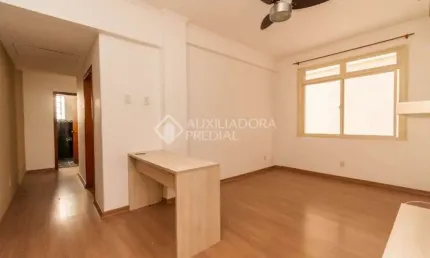 Apartamento com 2 quartos à venda na Rua Riachuelo, 934, Centro Histórico, Porto Alegre, 66 m2 por R$ 300.000