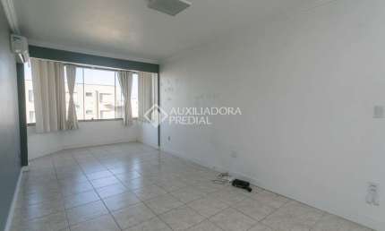 Apartamento com 2 quartos à venda na Rua Coronel Fernando Machado, 387, Centro Histórico, Porto Alegre, 68 m2 por R$ 450.000