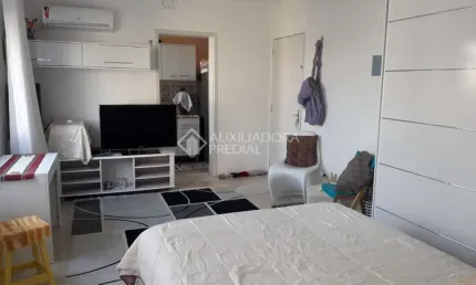 Apartamento com 1 quarto à venda na Rua Vicente da Fontoura, 1389, Rio Branco, Porto Alegre, 31 m2 por R$ 280.000