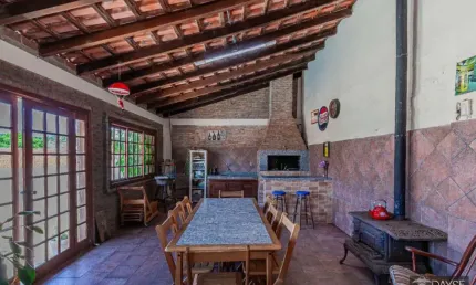 Casa com 3 quartos à venda na Rua Landel de Moura, 3074, Tristeza, Porto Alegre, 205 m2 por R$ 830.000