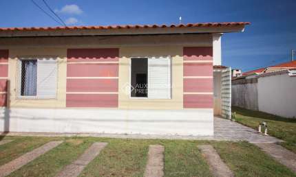 Casa em condomínio fechado com 3 quartos à venda na Acesso Terra Nova, 601, Terra Nova, Alvorada, 51 m2 por R$ 235.000