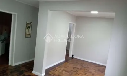 Apartamento com 3 quartos à venda na rua ibicui, 55, cristal, porto alegre, 63 m2 por r$ 290.000