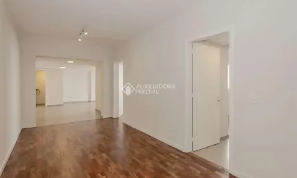Apartamento com 2 quartos à venda na Rua Vicente da Fontoura, 1059, Rio Branco, Porto Alegre, 157 m2 por R$ 600.000