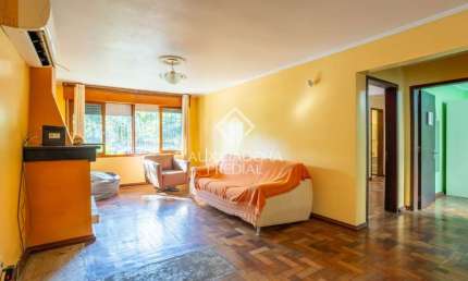Casa com 7 quartos à venda na Rua das Caravelas, 243, Vila Ipiranga, Porto Alegre, 250 m2 por R$ 1.300.000