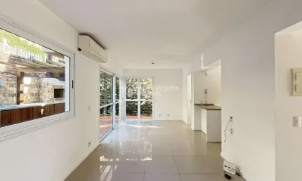 Casa em condomínio fechado com 4 quartos à venda na Avenida Engenheiro Ludolfo Boehl, 1179, Teresópolis, Porto Alegre, 248 m2 por R$ 970.000