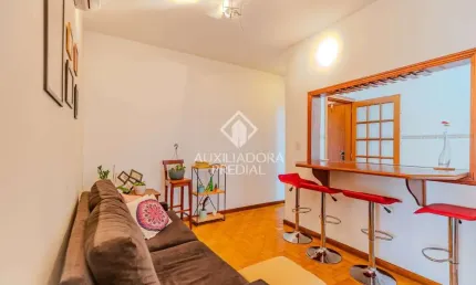Apartamento com 2 quartos à venda na Rua Edmundo Bitencourt, 97, Praia de Belas, Porto Alegre, 58 m2 por R$ 359.000