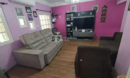 Casa com 3 quartos à venda na ezolda lemes, 1076, costa e silva, porto alegre, 180 m2 por r$ 350.000