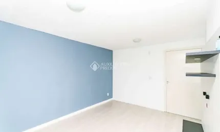 Apartamento com 2 quartos para alugar na Rua Atílio Supertti, 340, Vila Nova, Porto Alegre, 50 m2 por R$ 1.200