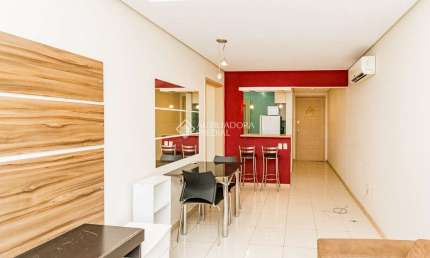 Apartamento com 1 quarto para alugar na Rua Professor Cristiano Fischer, 876, Jardim do Salso, Porto Alegre, 49 m2 por R$ 1.950
