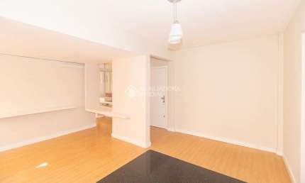 Apartamento com 1 quarto para alugar na Rua Duque de Caxias, 278, Centro Histórico, Porto Alegre, 55 m2 por R$ 1.850