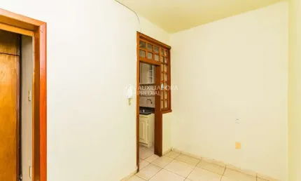 Apartamento com 4 quartos para alugar na Rua Vicente da Fontoura, 2297, Rio Branco, Porto Alegre, 71 m2 por R$ 1.950
