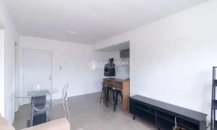 Apartamento com 1 quarto para alugar na rua marista, 161, partenon, porto alegre, 40 m2 por r$ 2.200