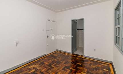 Kitnet / Stúdio para alugar na Rua Duque de Caxias, 1525, Centro Histórico, Porto Alegre, 25 m2 por R$ 900