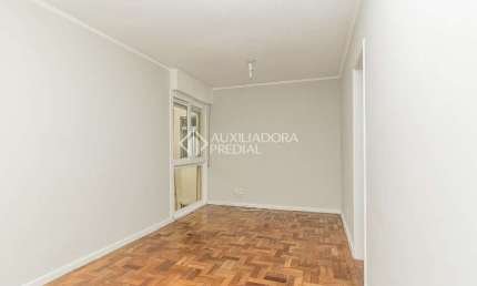 Kitnet / Stúdio para alugar na Rua Guilherme Alves, 469, Petrópolis, Porto Alegre, 28 m2 por R$ 990