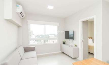 Apartamento com 1 quarto para alugar na Avenida dos Cubanos, 114, Partenon, Porto Alegre, 40 m2 por R$ 3.900