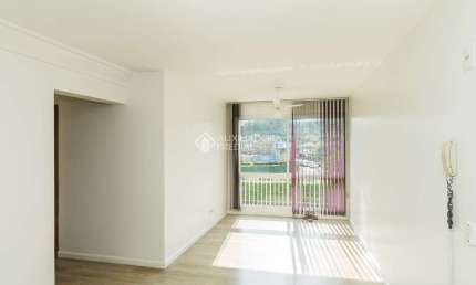Apartamento com 3 quartos para alugar na Rua Padre Todesco, 927, Partenon, Porto Alegre, 70 m2 por R$ 3.100