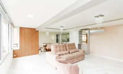 Apartamento com 3 quartos para alugar na Avenida Túlio de Rose, 330, Jardim Europa, Porto Alegre, 140 m2 por R$ 15.000