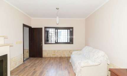 Casa em condomínio fechado com 2 quartos para alugar na Rua Dona Cecília, 18, Medianeira, Porto Alegre, 120 m2 por R$ 5.300