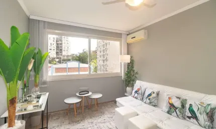 Apartamento com 1 quarto para alugar na Avenida Alberto Bins, 820, Centro Histórico, Porto Alegre, 42 m2 por R$ 2.500