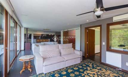 Casa em condomínio fechado com 4 quartos para alugar na Avenida Bento Gonçalves, 8083, Agronomia, Porto Alegre, 493 m2 por R$ 19.000