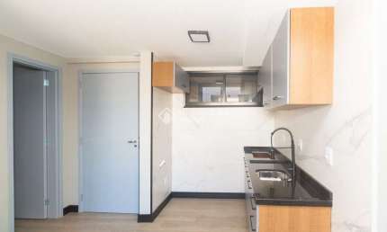 Apartamento com 1 quarto para alugar na Rua Oito de Julho, 45, Jardim Botânico, Porto Alegre, 32 m2 por R$ 2.200