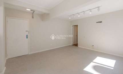 Apartamento com 2 quartos para alugar na Rua Castro Alves, 324, Rio Branco, Porto Alegre, 68 m2 por R$ 3.900