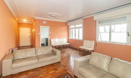 Apartamento com 3 quartos para alugar na Rua Ramiro Barcelos, 2147, Santana, Porto Alegre, 121 m2 por R$ 2.600