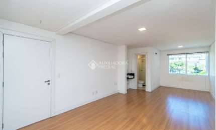 Apartamento com 1 quarto para alugar na Rua Sarmento Leite, 639, Centro Histórico, Porto Alegre, 37 m2 por R$ 1.600