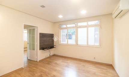 Apartamento com 3 quartos para alugar na Rua Coronel Paulino Teixeira, 352, Rio Branco, Porto Alegre, 80 m2 por R$ 2.800