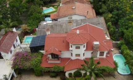 Casa em condomínio fechado com 3 quartos para alugar na Rua Eça de Queiroz, 530, Petrópolis, Porto Alegre, 750 m2 por R$ 14.000