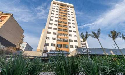 Apartamento com 2 quartos para alugar na Rua Santana, 1092, Farroupilha, Porto Alegre, 57 m2 por R$ 3.600