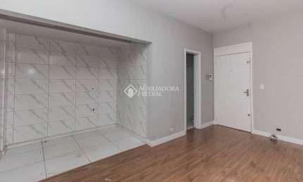 Apartamento com 1 quarto para alugar na Rua Vigário José Inácio, 295, Centro Histórico, Porto Alegre, 40 m2 por R$ 1.500