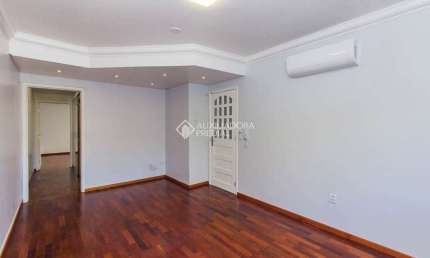 Apartamento com 3 quartos para alugar na Rua Giordano Bruno, 55, Rio Branco, Porto Alegre, 115 m2 por R$ 4.500