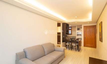 Apartamento com 1 quarto para alugar na Rua Barão do Amazonas, 417, Petrópolis, Porto Alegre, 55 m2 por R$ 2.500