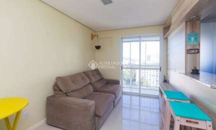 Apartamento com 2 quartos para alugar na Rua Abram Goldsztein, 446, Jardim Carvalho, Porto Alegre, 62 m2 por R$ 2.200
