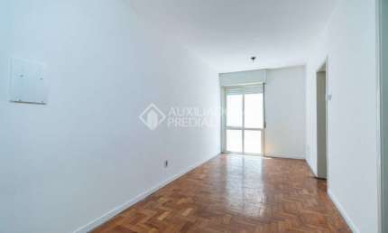 Kitnet / Stúdio para alugar na Rua Jerônimo Coelho, 75, Centro Histórico, Porto Alegre, 35 m2 por R$ 690