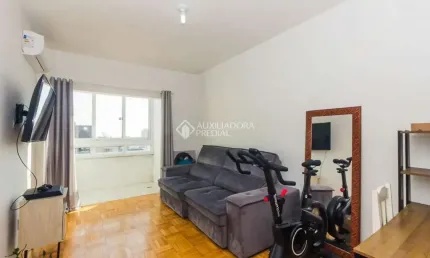 Apartamento com 1 quarto para alugar na avenida borges de medeiros, 652, centro histórico, porto alegre, 47 m2 por r$ 1.800
