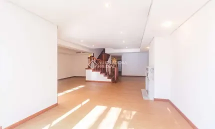 Casa em condomínio fechado com 4 quartos para alugar na Avenida Luiz Manoel Gonzaga, 769, Três Figueiras, Porto Alegre, 603 m2 por R$ 11.000
