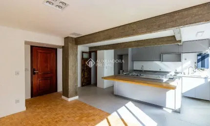 Apartamento com 2 quartos para alugar na rua felipe camarão, 510, rio branco, porto alegre, 70 m2 por r$ 3.000