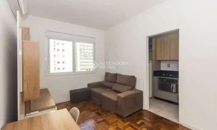 Apartamento com 1 quarto para alugar na Rua General Vitorino, 216, Centro Histórico, Porto Alegre, 42 m2 por R$ 2.000