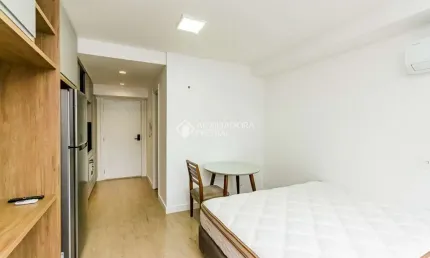 Flat com 1 quarto para alugar na Avenida dos Cubanos, 114, Partenon, Porto Alegre, 26 m2 por R$ 3.500