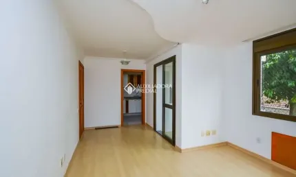 Apartamento com 1 quarto para alugar na rua domingos crescêncio, 545, santana, porto alegre, 57 m2 por r$ 2.300