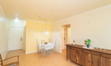 Apartamento com 2 quartos para alugar na rua professor cristiano fischer, 2310, petrópolis, porto alegre, 71 m2 por r$ 1.980